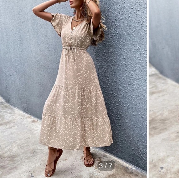 SHEIN Tiered Summer Dress - Picture 4 of 5